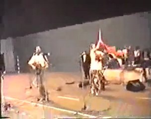 Claude & Julia - Dieu se lève & Le sang de Jésus