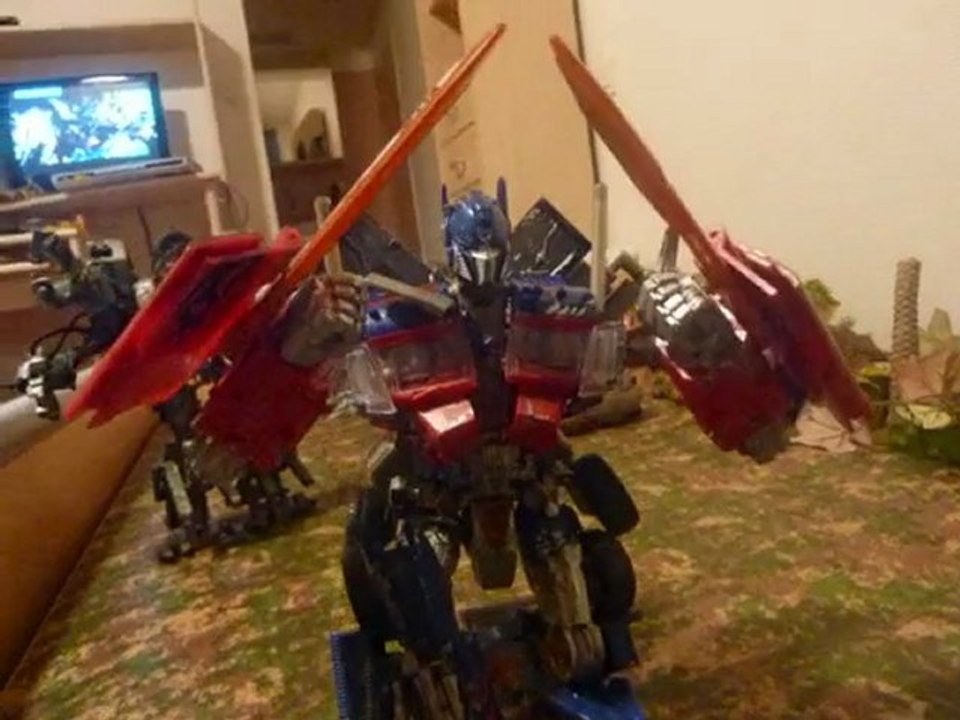 transformers stop motion  forest battle