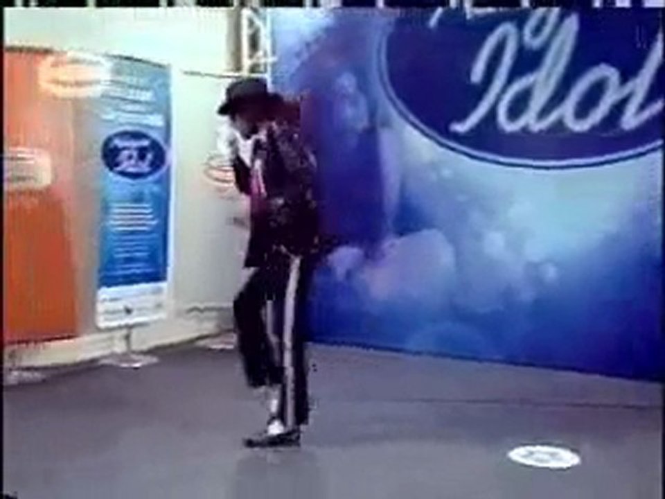Michael Jackson   :=)   cakma  michael  :=)