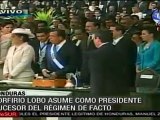 Porfirio Lobos asumió presidencia de Honduras