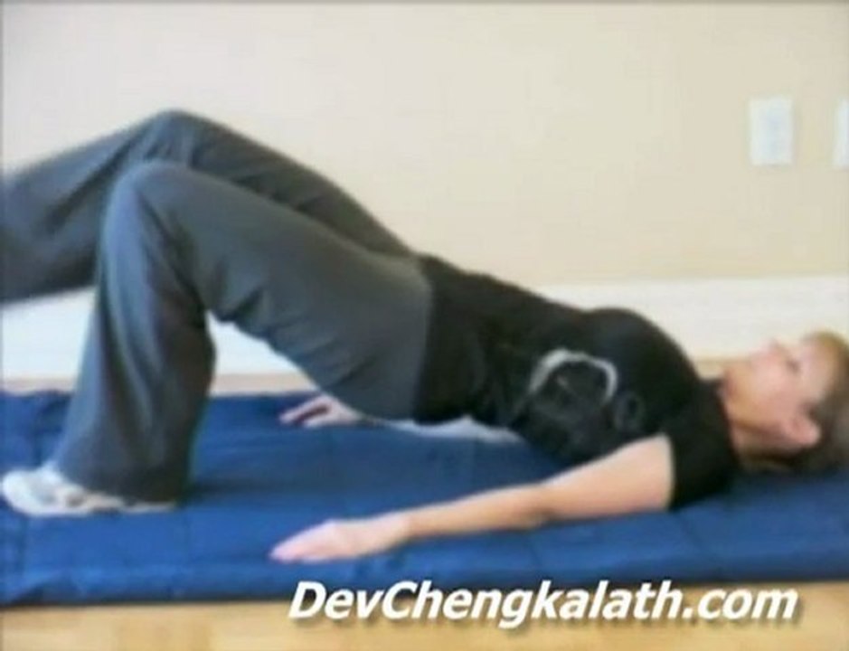 Toronto Physiotherapist Describes the Bridge Exercise