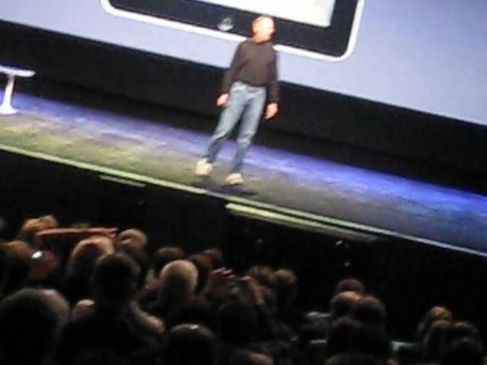 Steve Jobs annonce l'Ipad au Yerba Buena de San Francisco