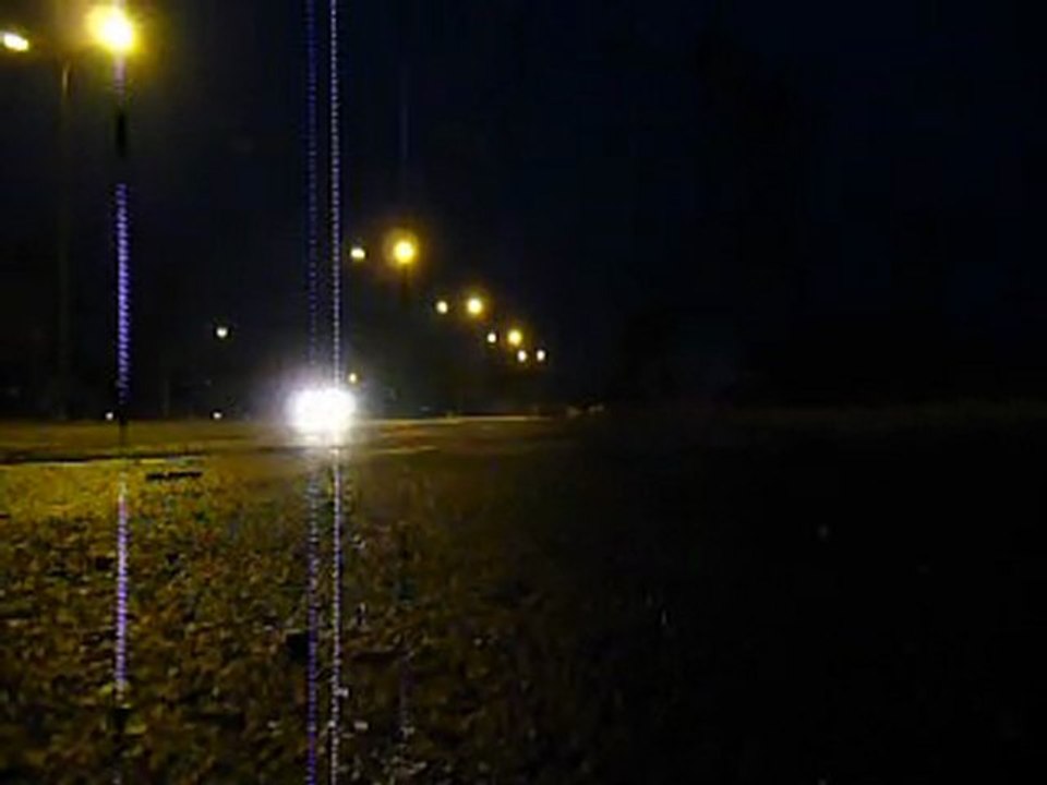 323i Remus 2x90  sur parking