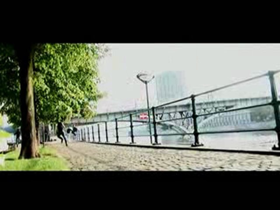 FUNNY commerical QuIt SmOkInG