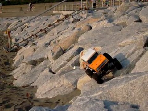 TAMIYA CR-01 FORD BRONO shakedown