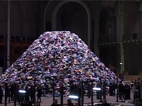 Vernissage - Monumenta 2010 / Christian Boltanski