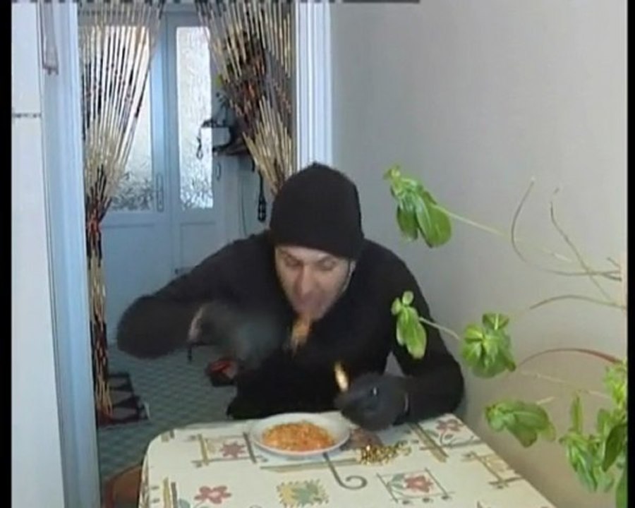Hırsıza davetiye