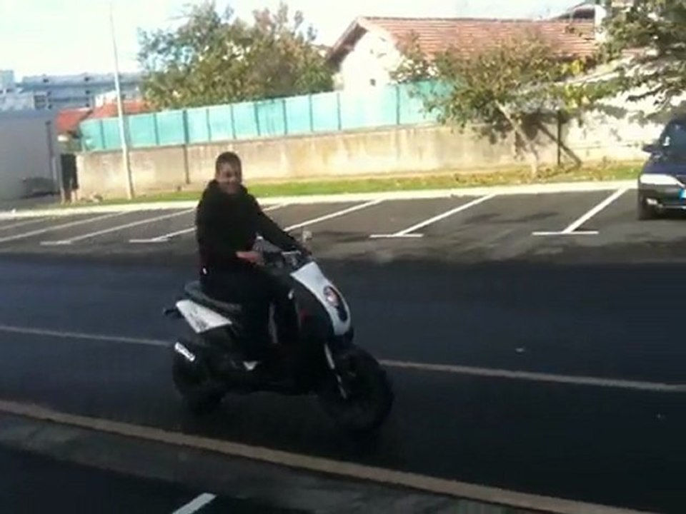 ludix levé en scoot