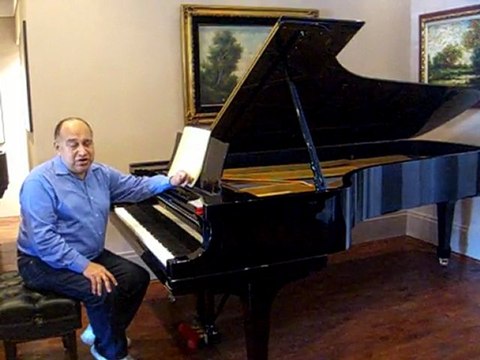 Concert Pianist teaching Private Piano Lesson in Houston