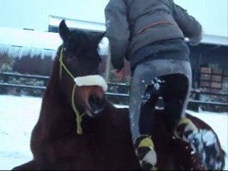Fin neige, 1ère mise a Genou, Couché avec Zara.