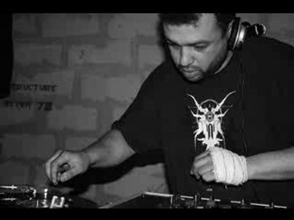 Radium(live)Facial E-Jak_Bunker 69_17-02-07_BSG