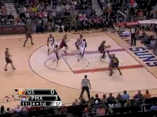 Anthony Tolliver gets the pass from Stephen Curry and puts i