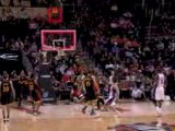 Steve Nash brings the ball up and hits the halftime buzzer b