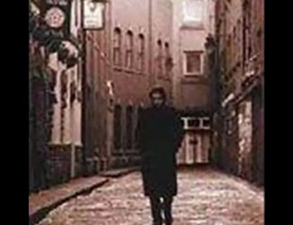 Kamuran Akkor - Sev Yeter