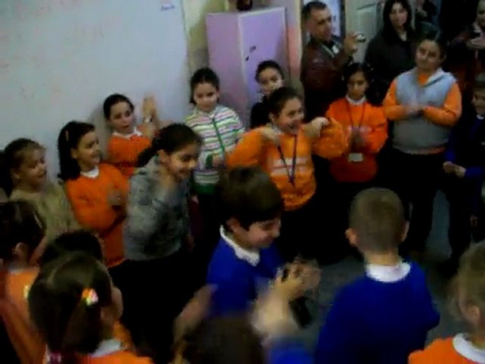 Zübeyde Hanım İ.Ö.O 3-B Sınıfı 1-Dönem Karne5- 2009-2010