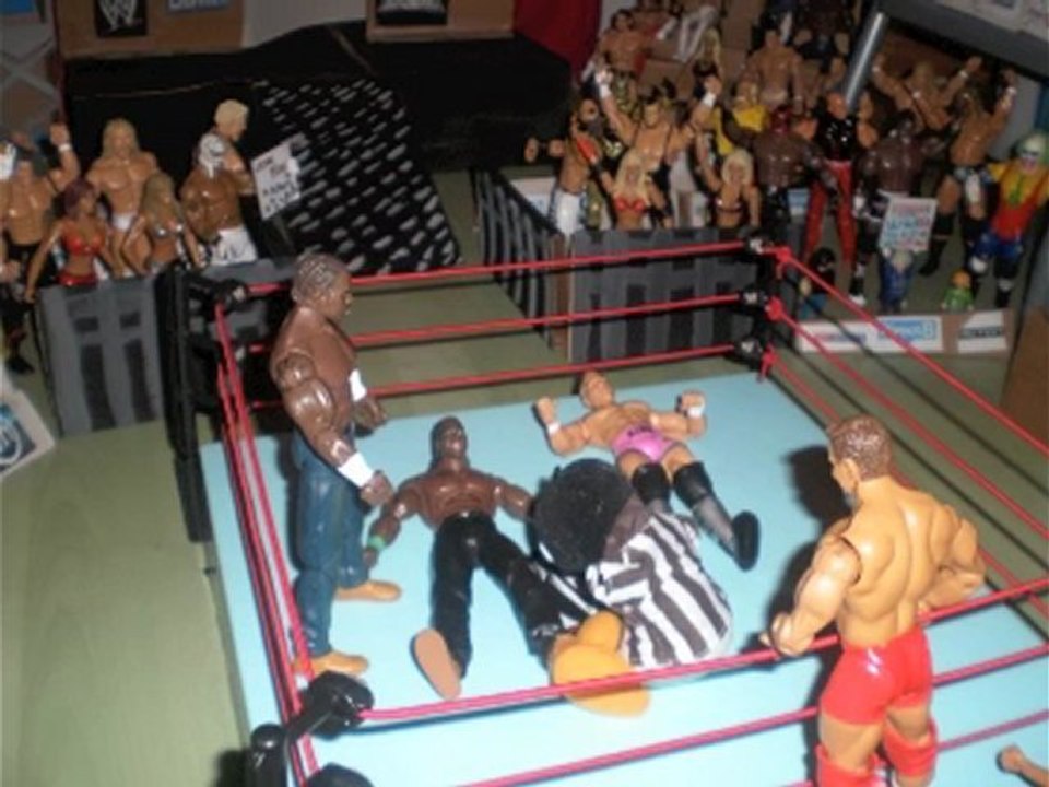 Cryme Time vs The Hart Dynasty + Hommage à Umaga