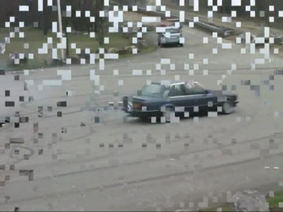 Finissage des pneus du 323