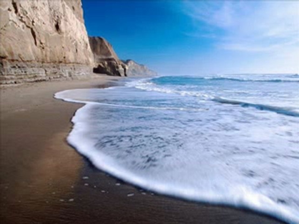 ŞİİR: SORU: YAZAN VE SESLENDİREN. SAVAŞ ŞENEL