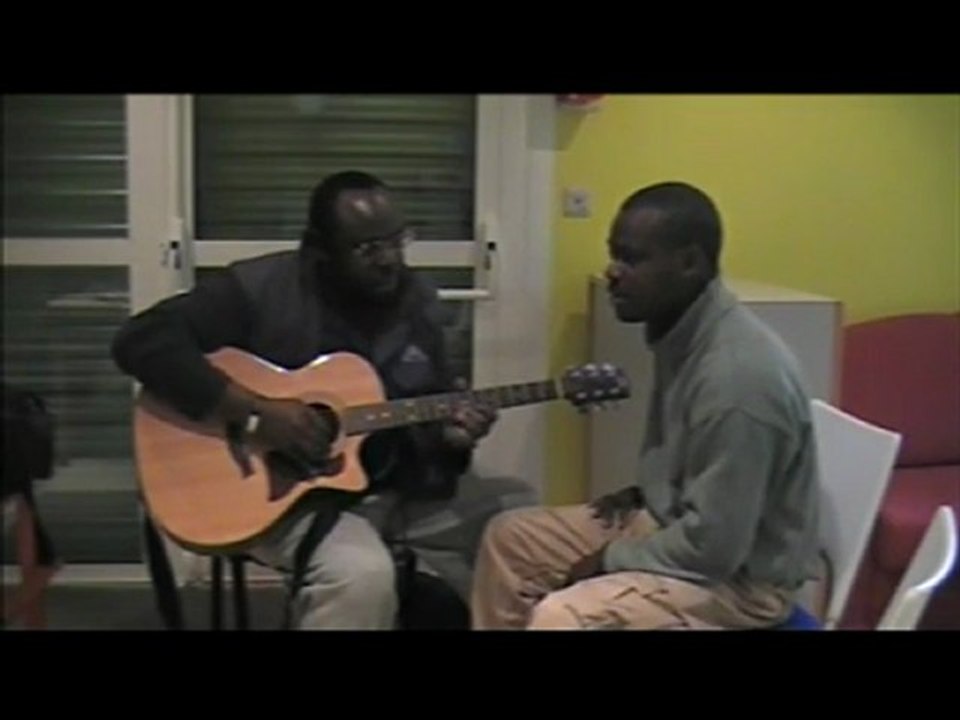a toi la gloire rép mabika & Dieudonne (pasteur mabika )