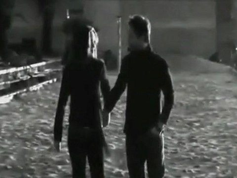 Özgün - Direniyorum Yokluğuna [YENI KLIP 2009] H.Q.