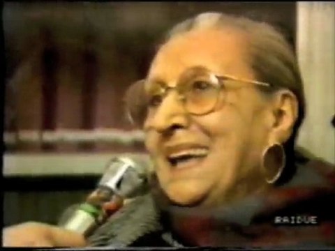 AUGUSTO DE LUCA : SERVIZIO AL TG2 SUL LIBRO NAPOLI...