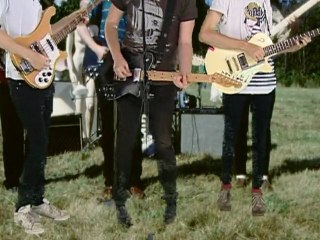 Good Shoes - Small Town Girl