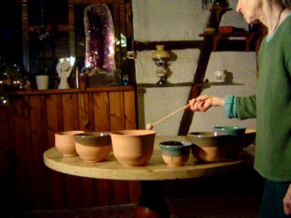 Klangschalen aus der Klangwerkstatt Lichtensteig Teil 2