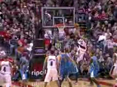 Jerryd Bayless throws a nice pass behind the defense to Nico