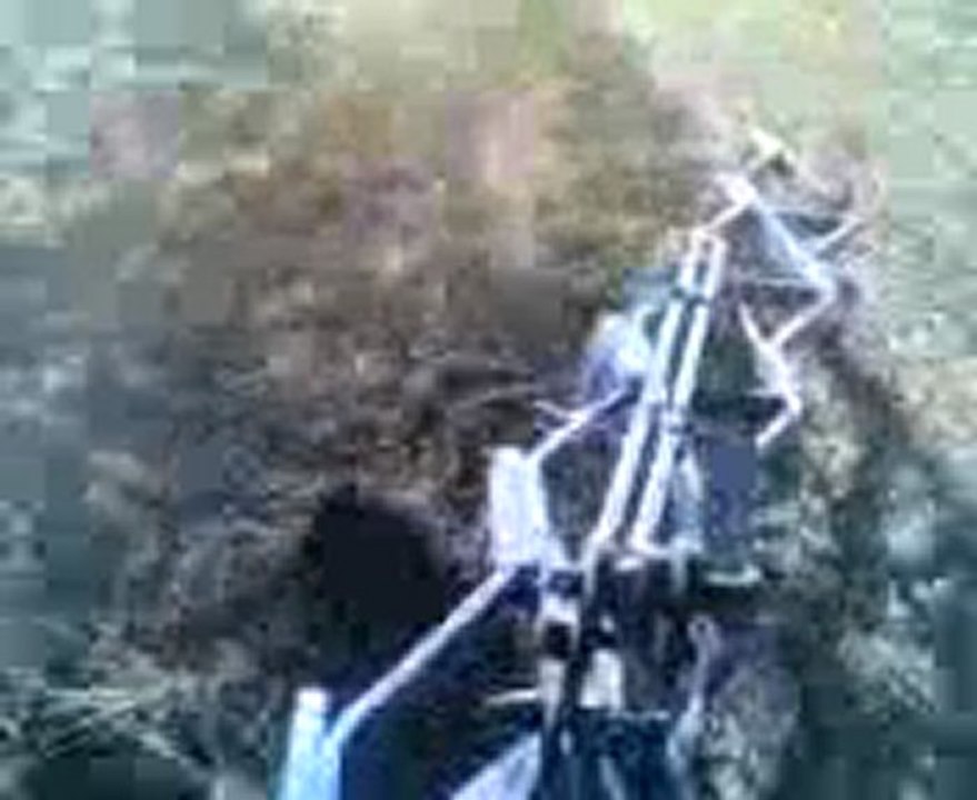 yazın massey ferguson  6lı  ile çif sürerken...