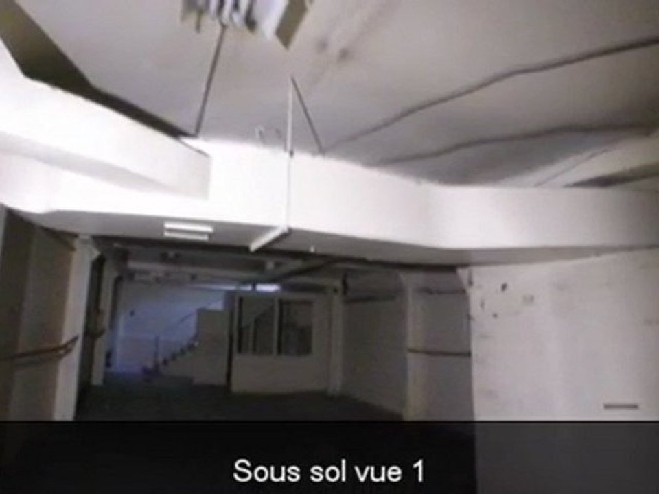 Atelier à rénover en rez-de-chaussée.