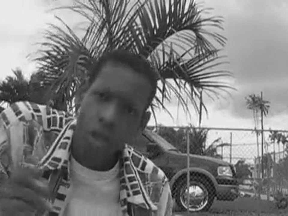 1_episode 2 the cartoonist