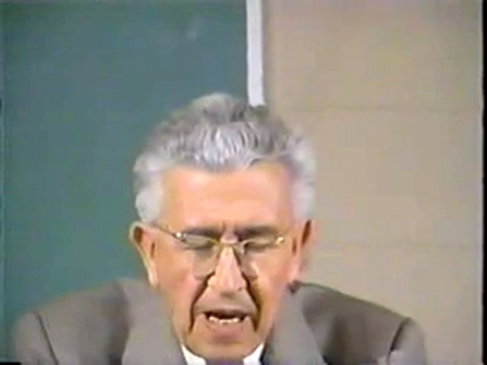 The Qur'an   The Modern Science - Dr. Maurice Bucaille (1 7)