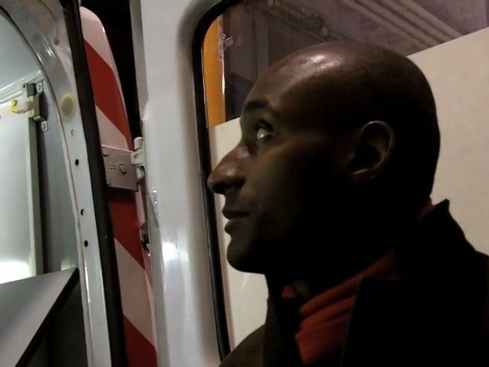 Alain Dolium visite le SAMU de Paris