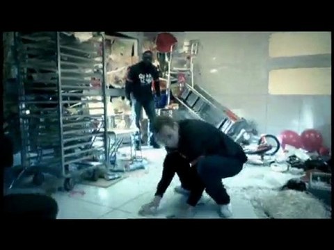 ERIC KAILEY FRED ET OMAR PUB Quick