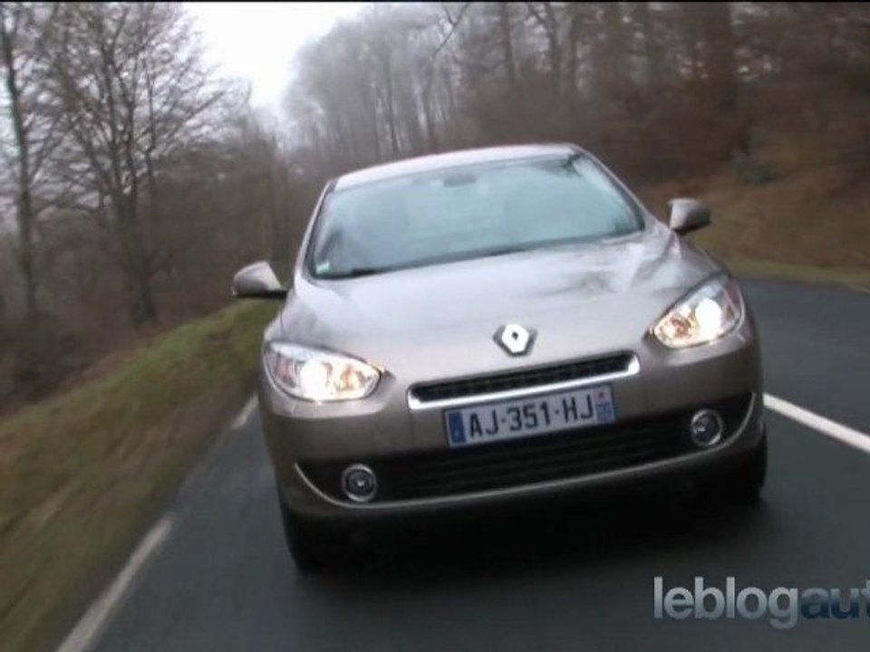 Essai Renault Fluence - Test 2010 (Megane tricorps)