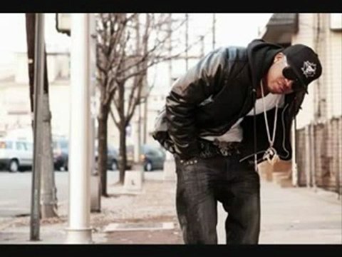 Notorious B.I.G ft Red Cafe I tote Guns