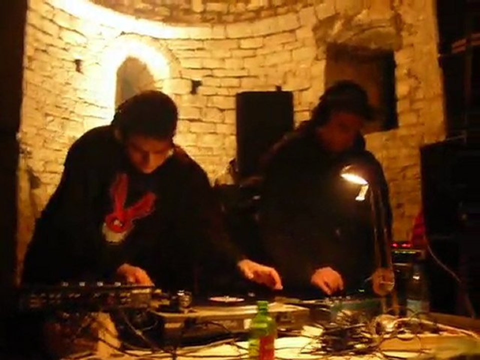 Annif Niko, Sboubi-live