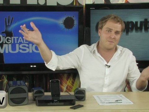 iHome with Dual Alarm Clock Radio for iPhone/iPod