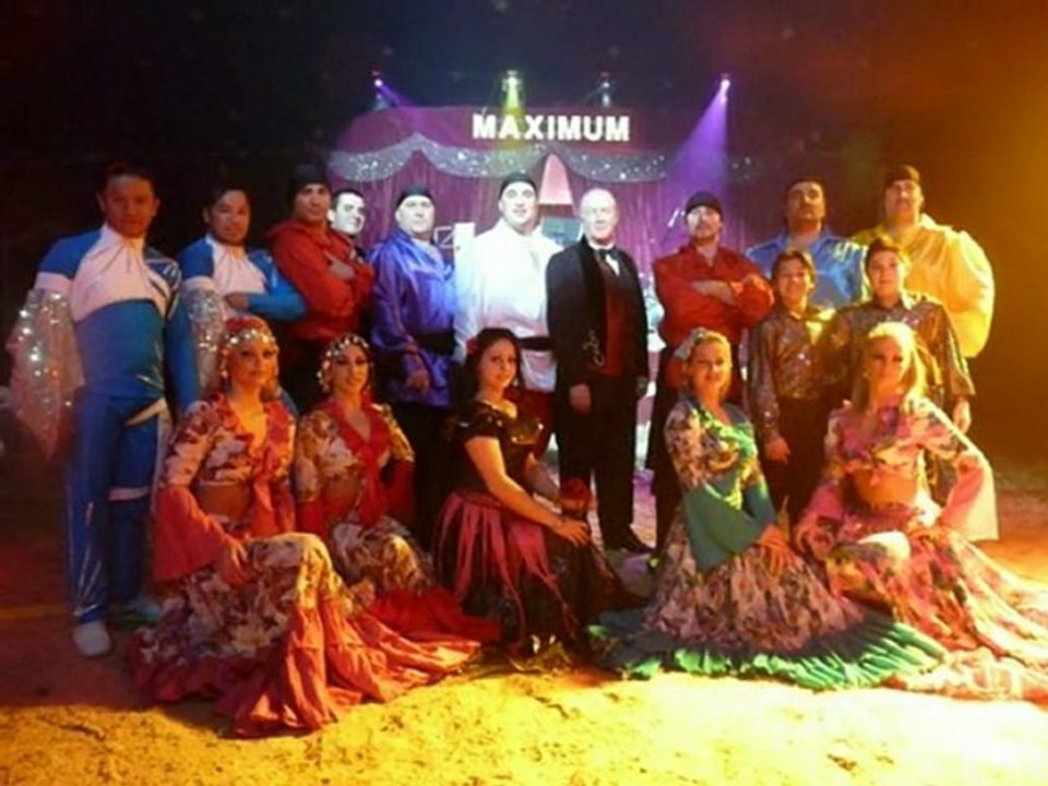 CIRQUE MAXIMUM