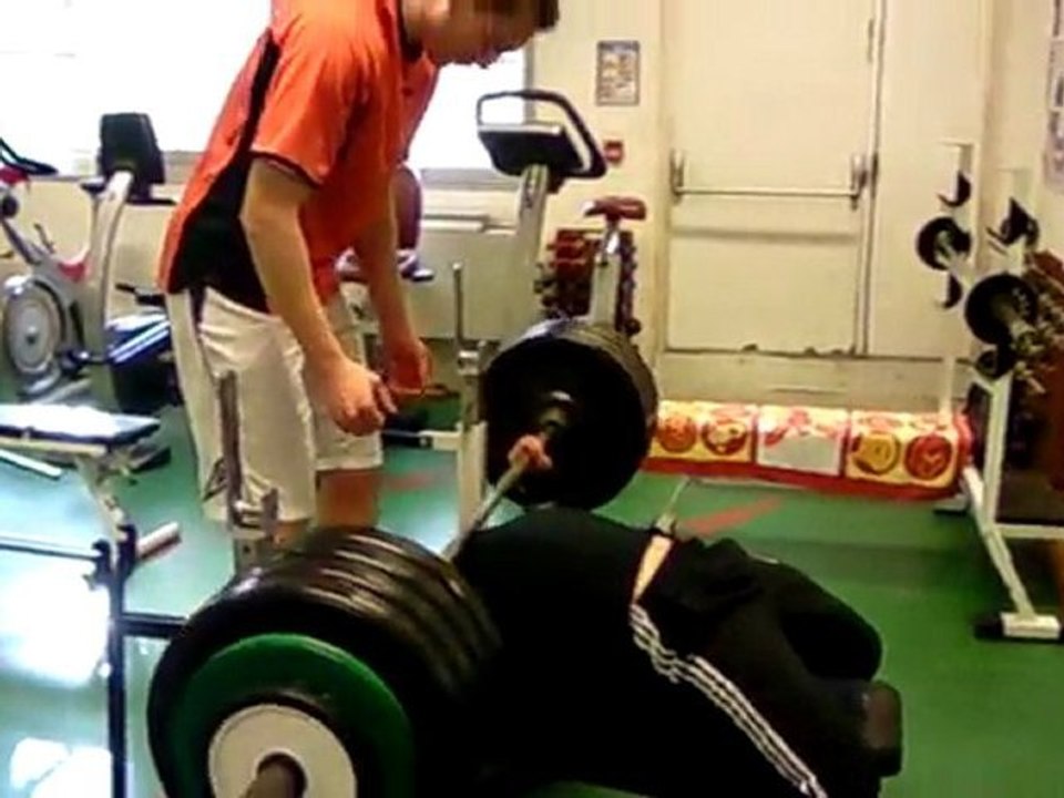 développé couché 1*150kg Romain P.