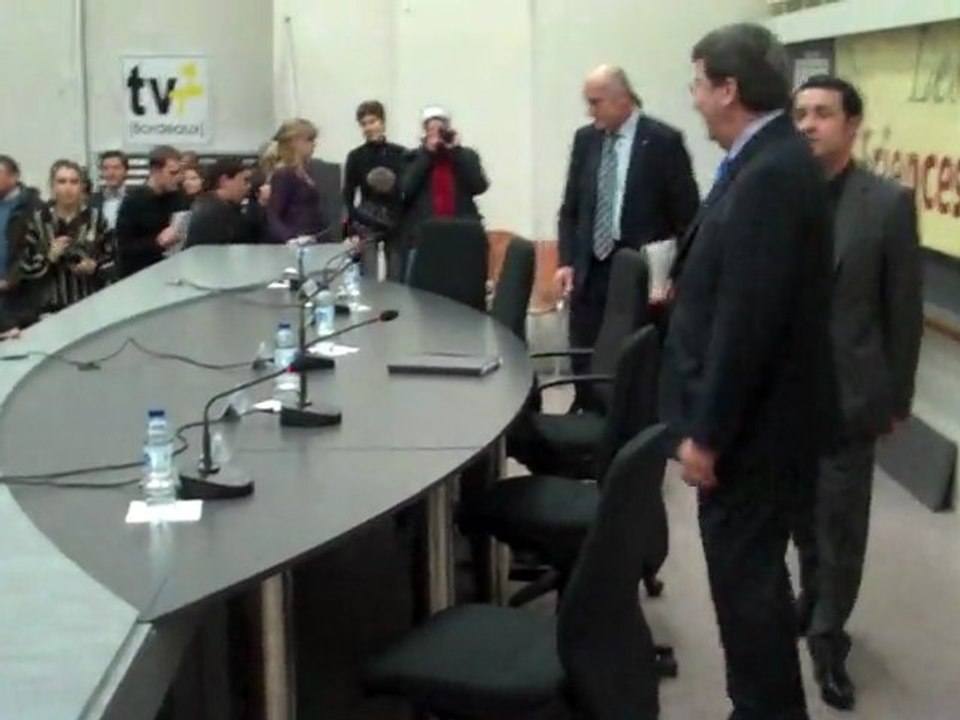 Debat Darcos / Rousset : arrivée des candidats