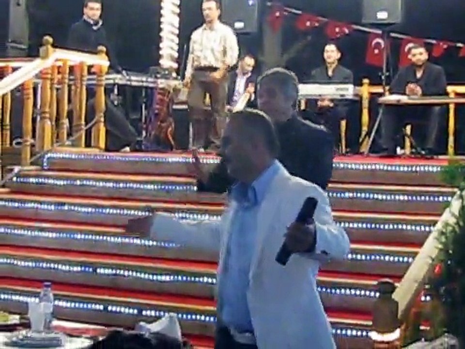 Cengiz Kurtoğlu Aydos Park ( Yalancı Bahar 2009 )