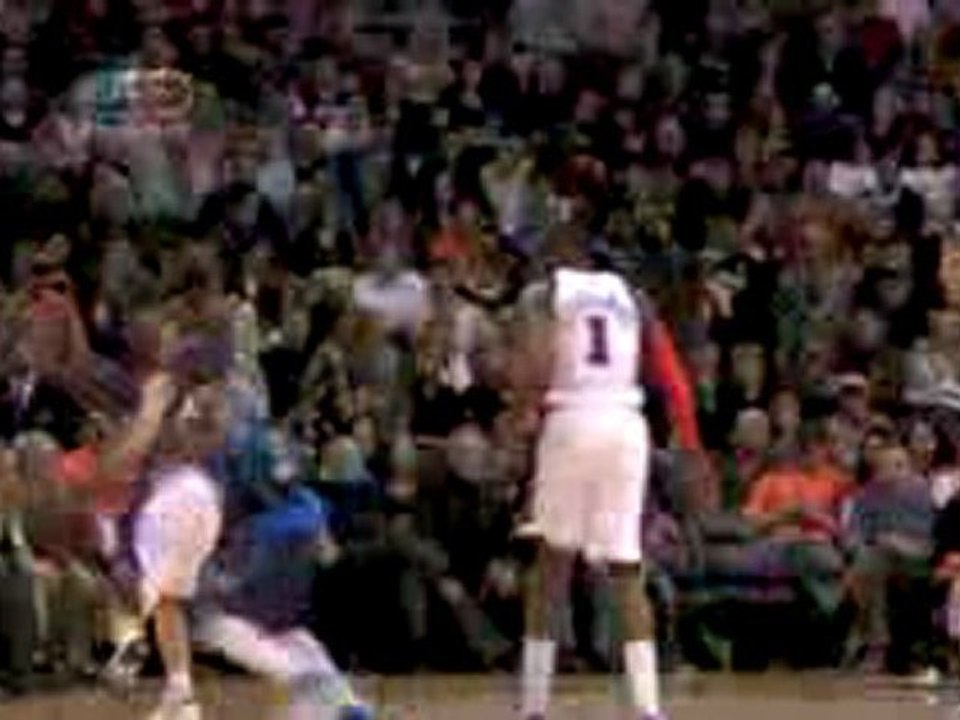 Jason Terry gets the steal and takes it in for the layup.