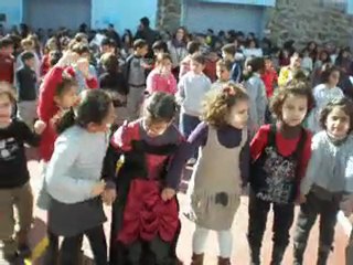 TODOS CANTANDO LA CANCIÓN DE ALEGRÍA