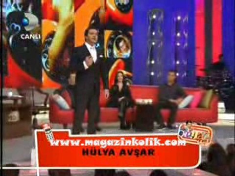 29-01-2010-KD-BEYAZ SHOW-ACUNDAN BEYAZ'A HÜLYA AVŞAR ŞAKASI