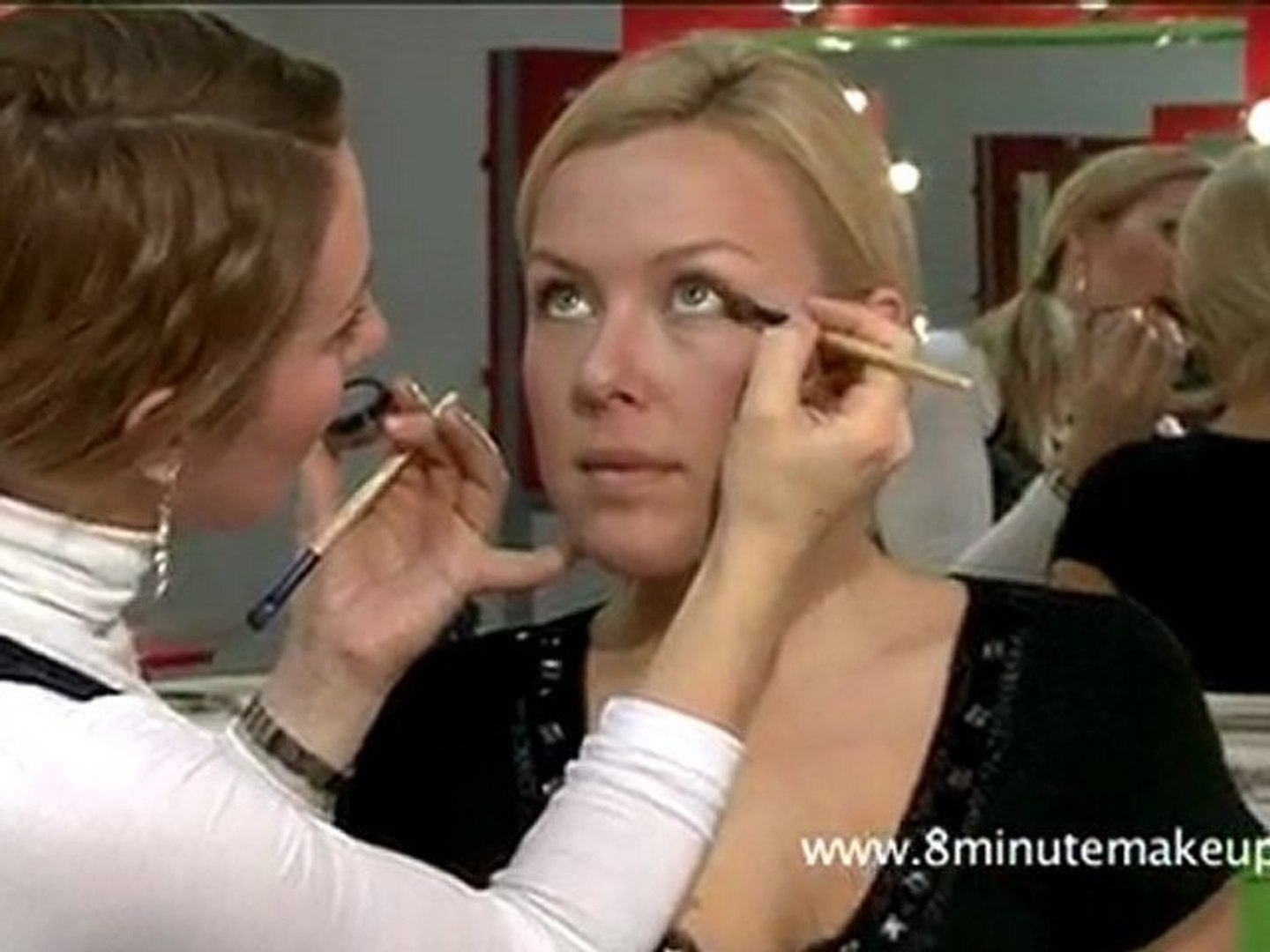 Beauty Makeup Tips: Easy Smokey Eyes