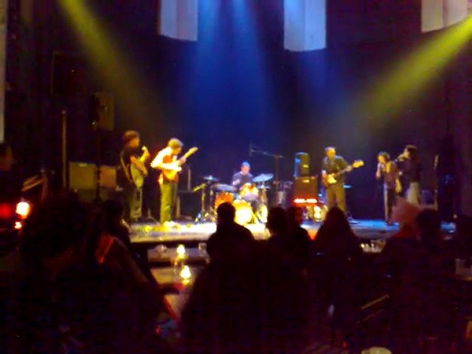 MUSIC'HALLES A LA CHAPELLE..ATELIER IDEAL....29 janv 2010