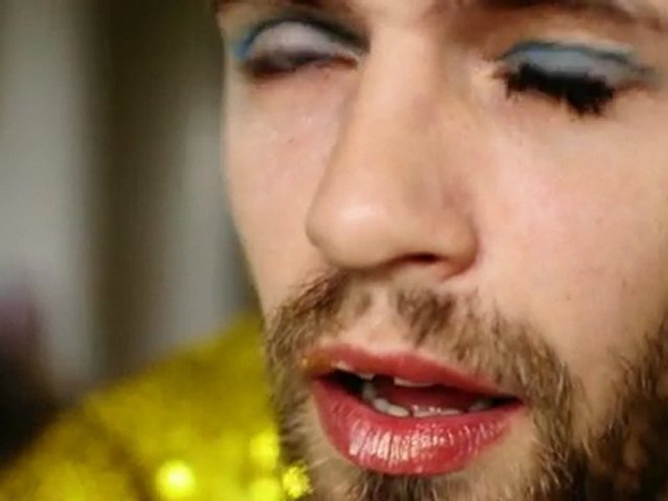Useless transvestite