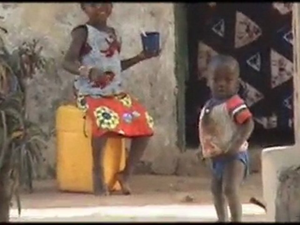 Guinée - Les enfants de l'ile de Roume ( Room )
