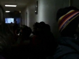 Retour d'un des groupes du ski de fond sous les acclamations